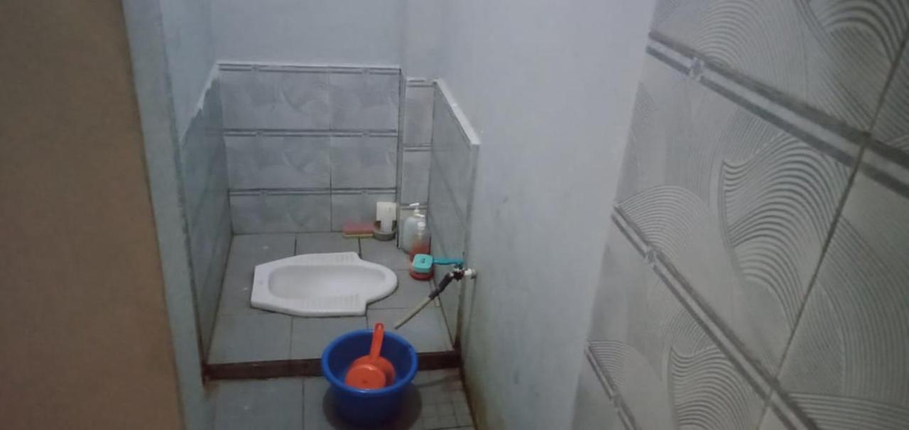 Spot On 2831 Orange Family Makassar